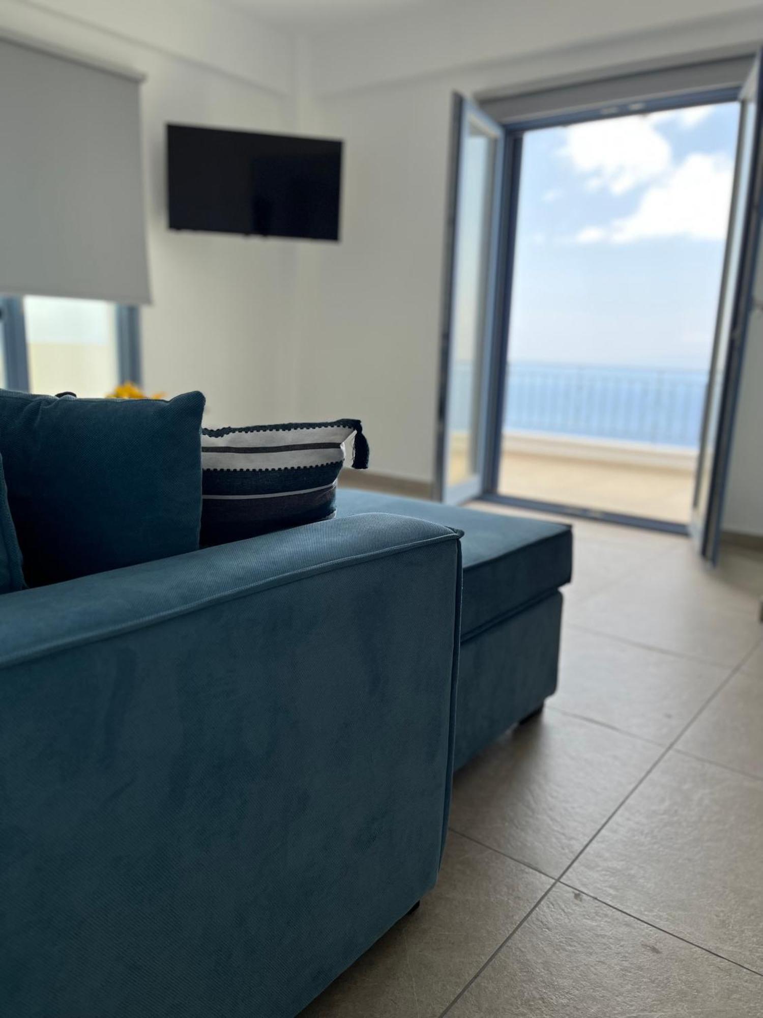 Aegean Mirror, Andros Appartement *